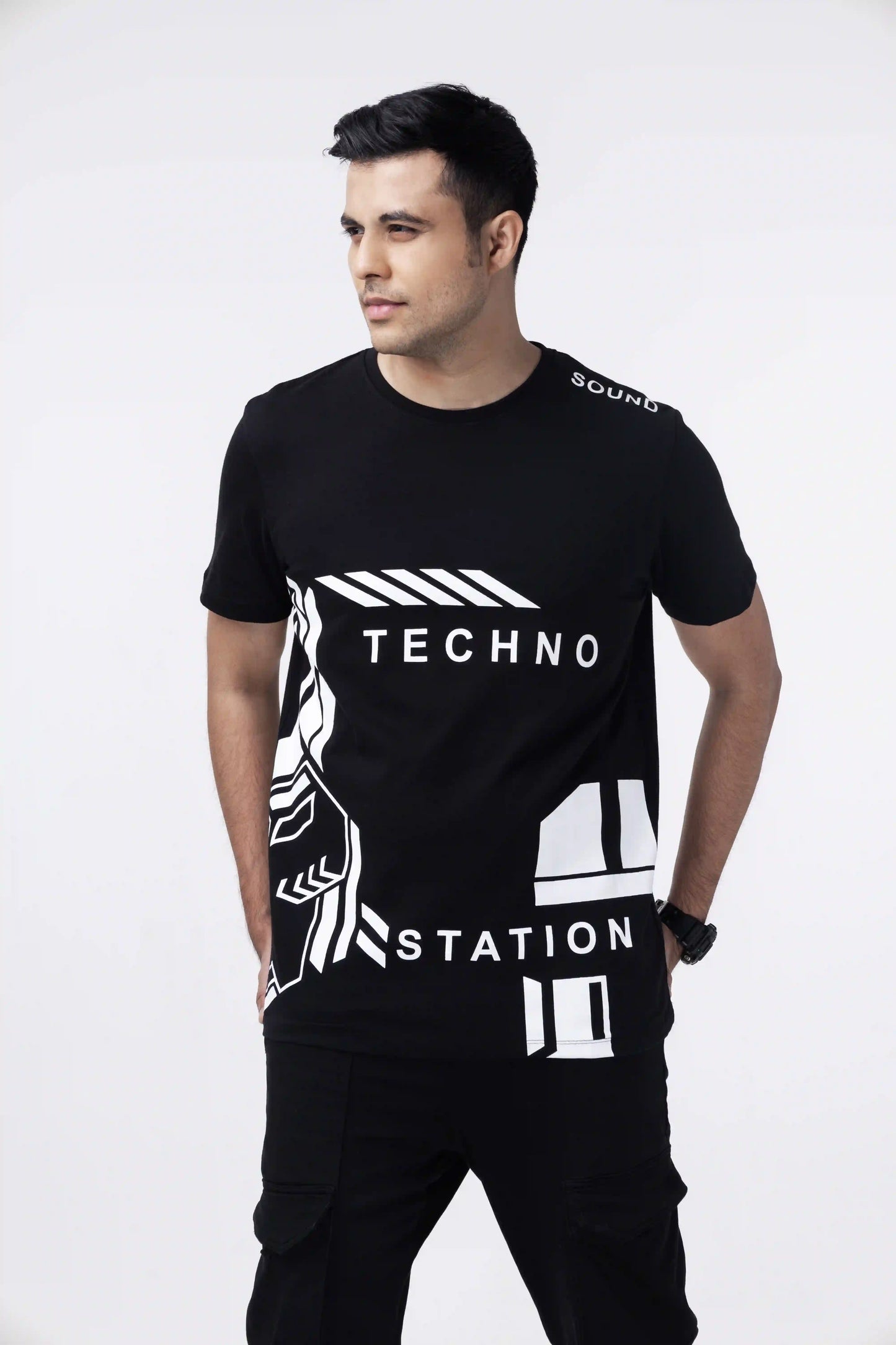 TECHNO Station