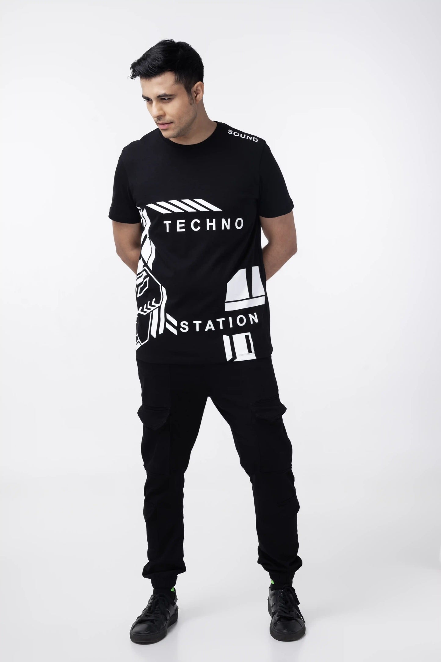 TECHNO Station