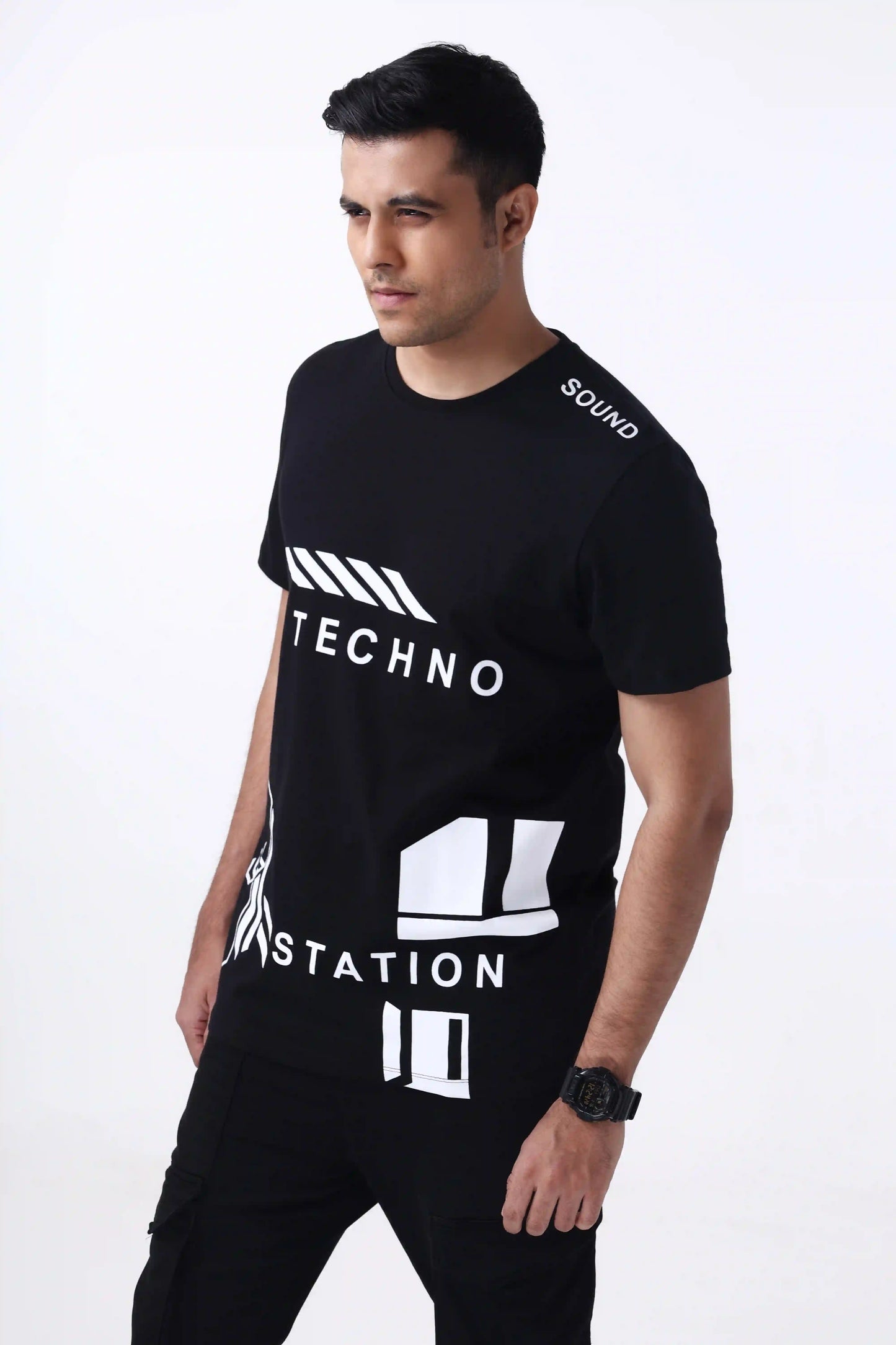 TECHNO Station