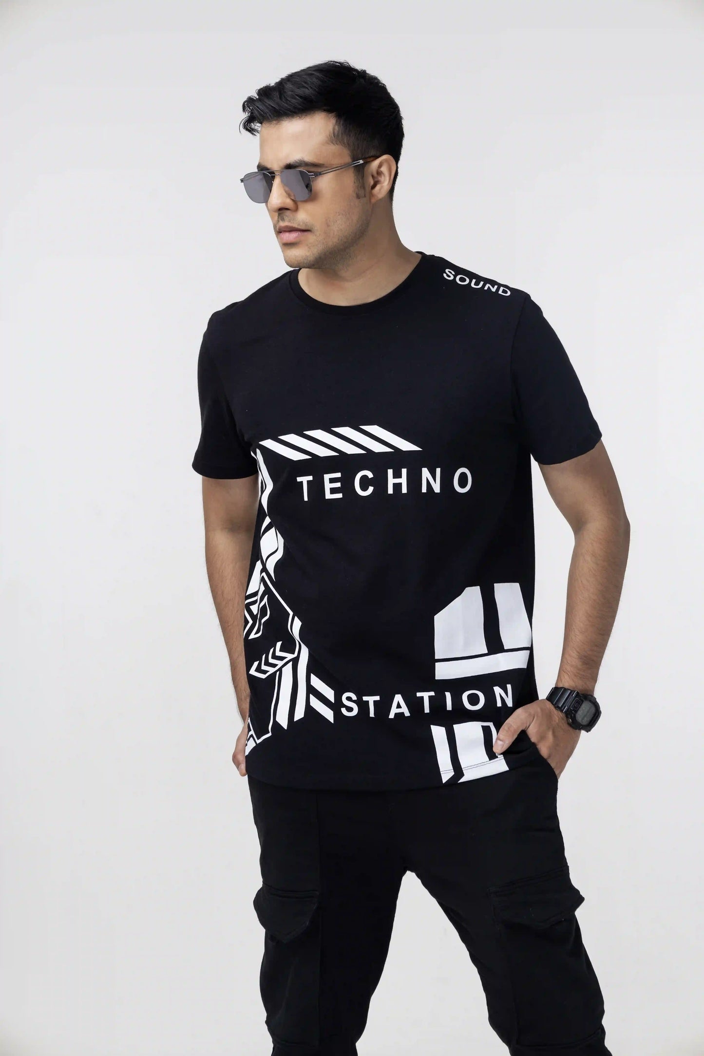 TECHNO Station