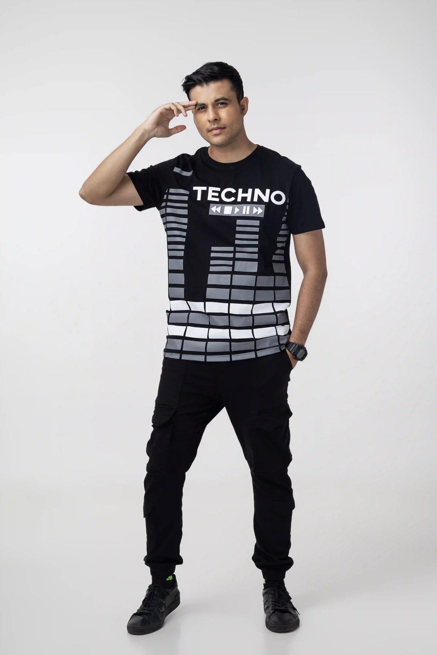 TECHNO Full