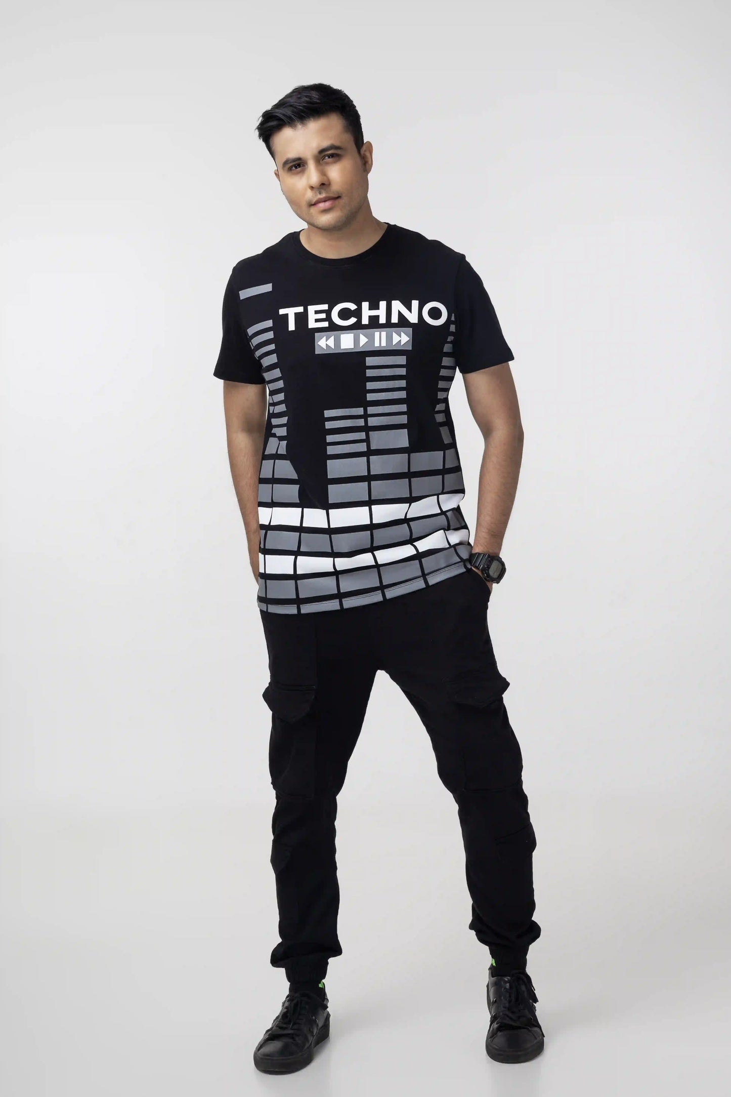 TECHNO Full