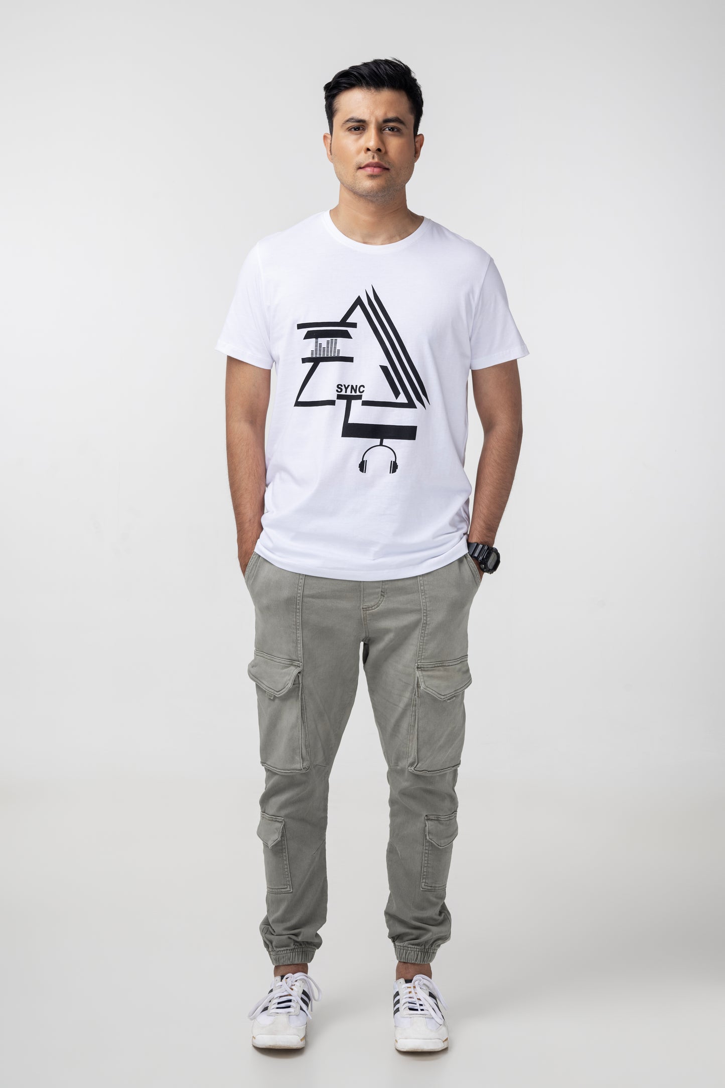 SYNC White